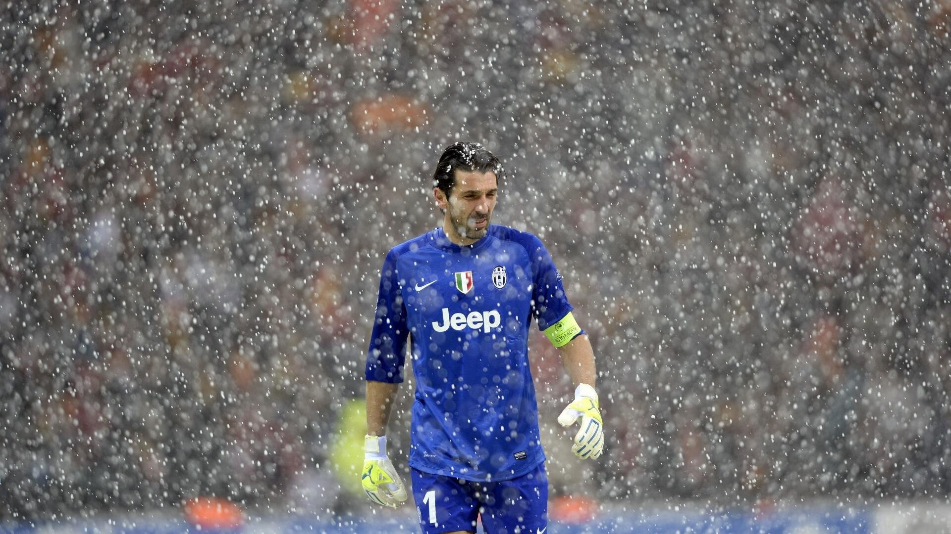 美因茨主帅亨里克森下课